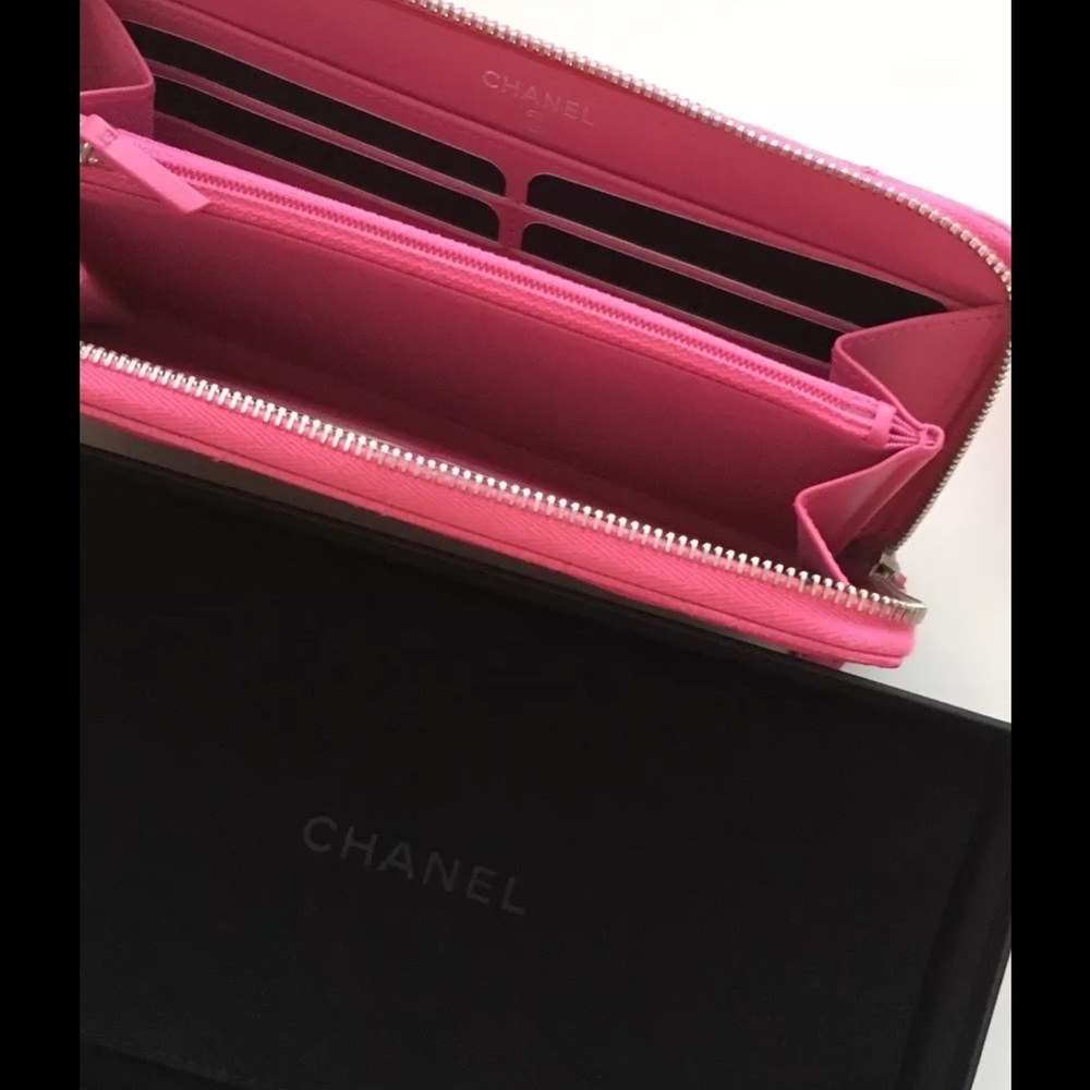 💕Chanel Wallet💕 - Picture 7 of 8